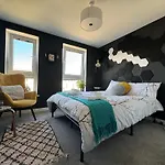 Private Cozy & Stylish Room In A Shared Flat In Edinburgh